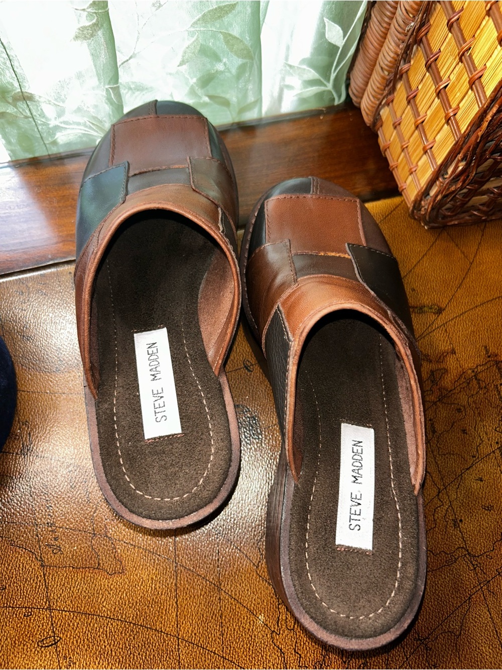 Steve Madden Brown & Black Patchwork Leather Clogs - Picture 9 of 15